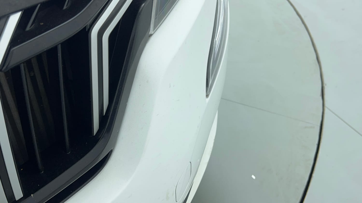 2023 Mahindra XUV700 AX 5 Diesel AT 5 STR-49