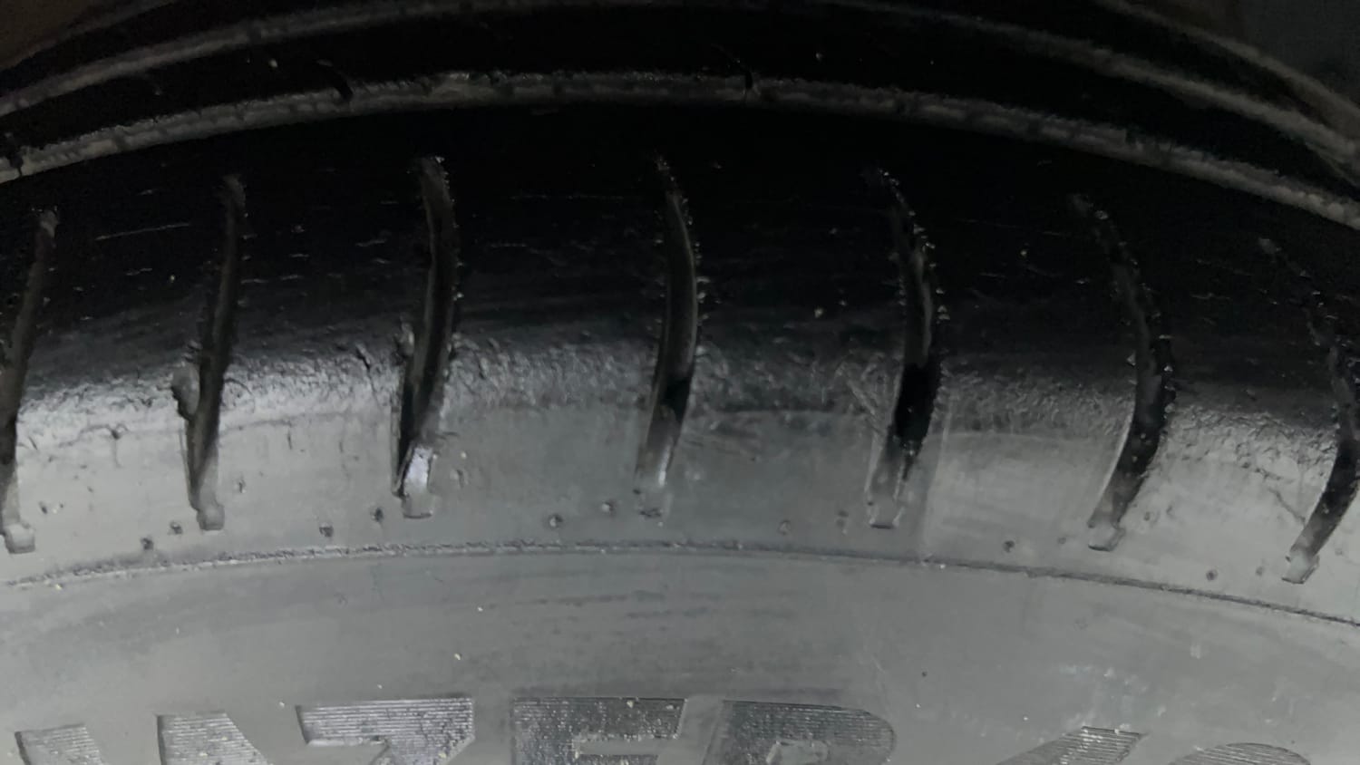 Used 2018 Hyundai Grand i10 Sportz 1.2 Kappa VTVT Petrol Manual tyres RIGHT FRONT TYRE TREAD VIEW
