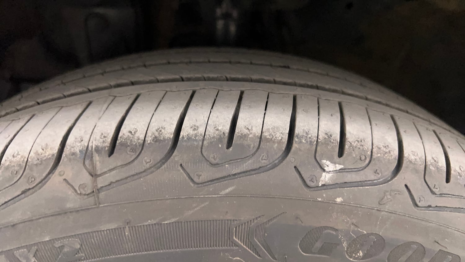 Used 2024 Honda City ZX Petrol CVT Petrol Automatic tyres LEFT FRONT TYRE TREAD VIEW