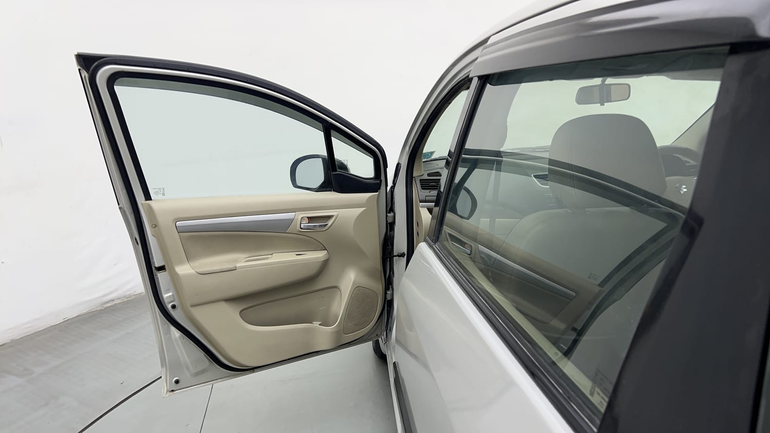 Used 2017 Maruti Suzuki Ertiga VXI AT Petrol Automatic interior LEFT FRONT DOOR OPEN VIEW