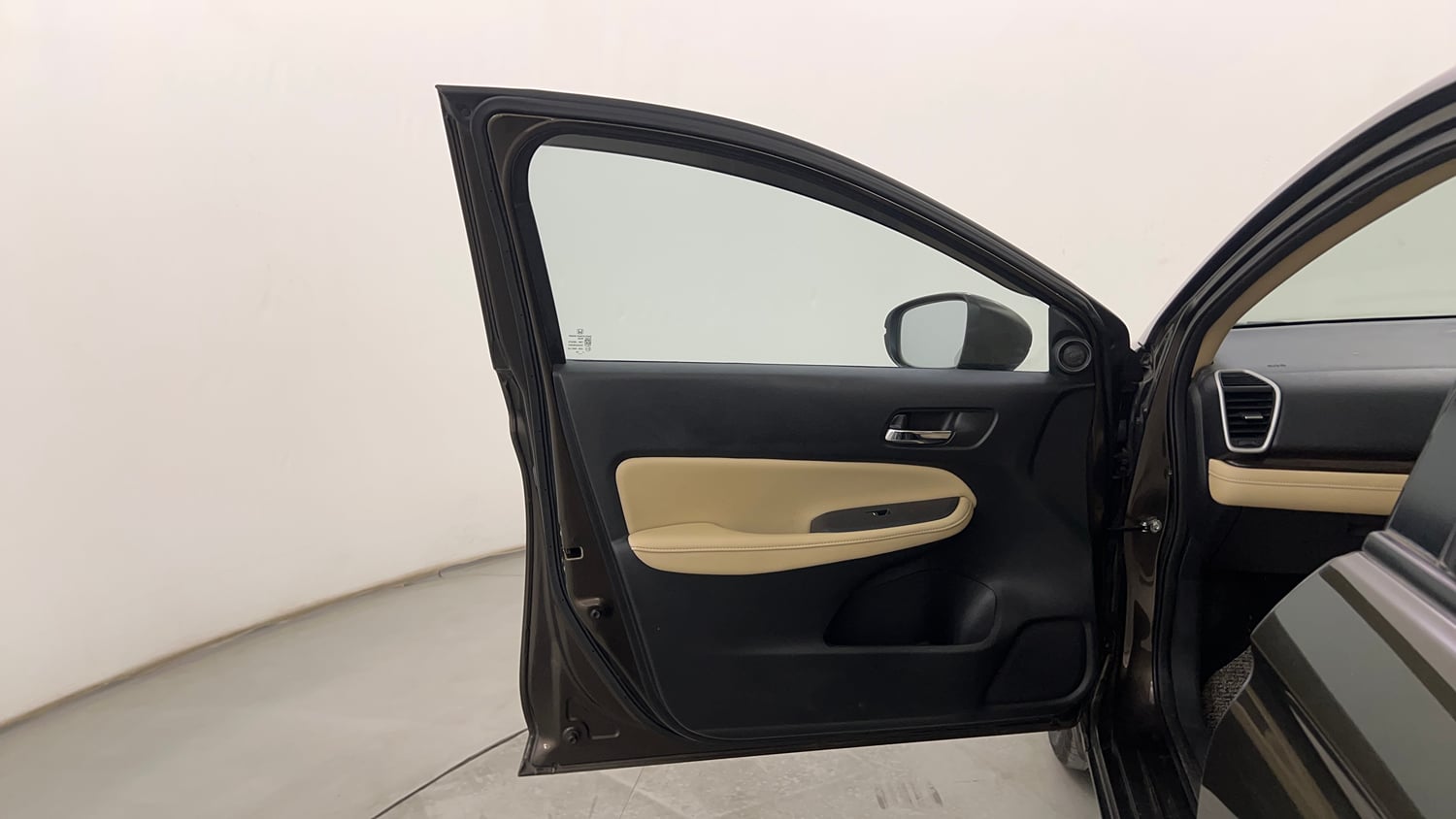 Used 2024 Honda City ZX Petrol CVT Petrol Automatic interior LEFT FRONT DOOR OPEN VIEW