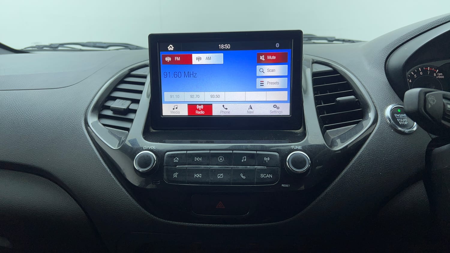 Used 2021 Ford Freestyle Titanium 1.2 Ti-VCT Petrol Manual top_features Integrated (in-dash) music system