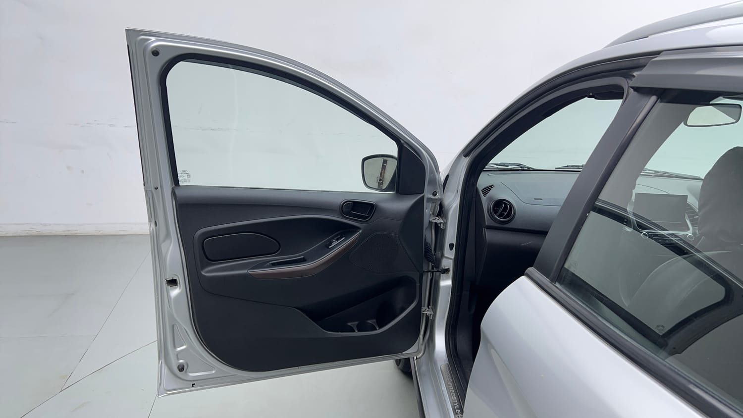 Used 2021 Ford Freestyle Titanium 1.2 Ti-VCT Petrol Manual interior LEFT FRONT DOOR OPEN VIEW