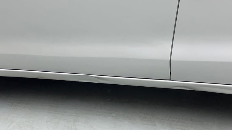 Used 2018 Maruti Suzuki Swift ZXi Plus Petrol Manual dents MINOR DENT