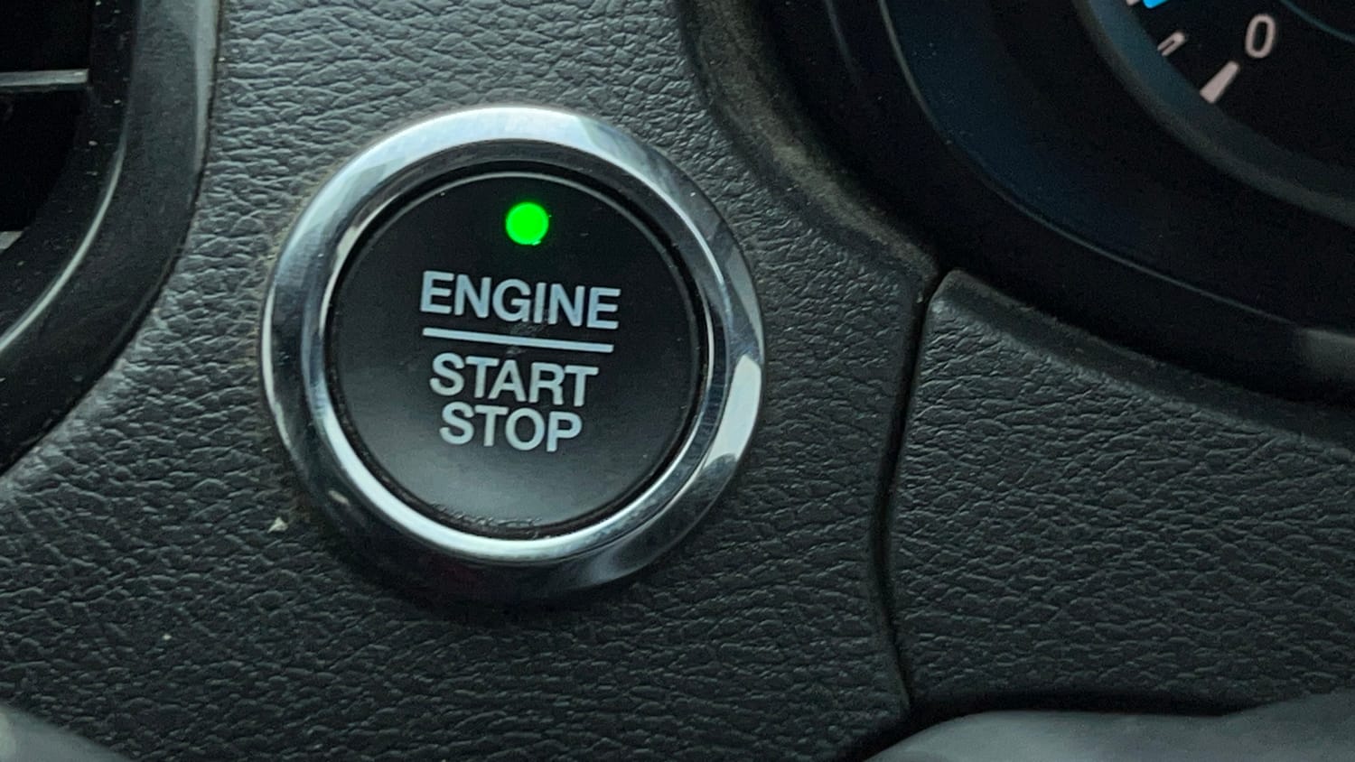 Used 2021 Ford Freestyle Titanium 1.2 Ti-VCT Petrol Manual top_features Keyless start