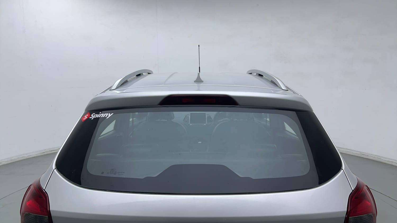 Used 2021 Ford Freestyle Titanium 1.2 Ti-VCT Petrol Manual exterior BACK WINDSHIELD VIEW