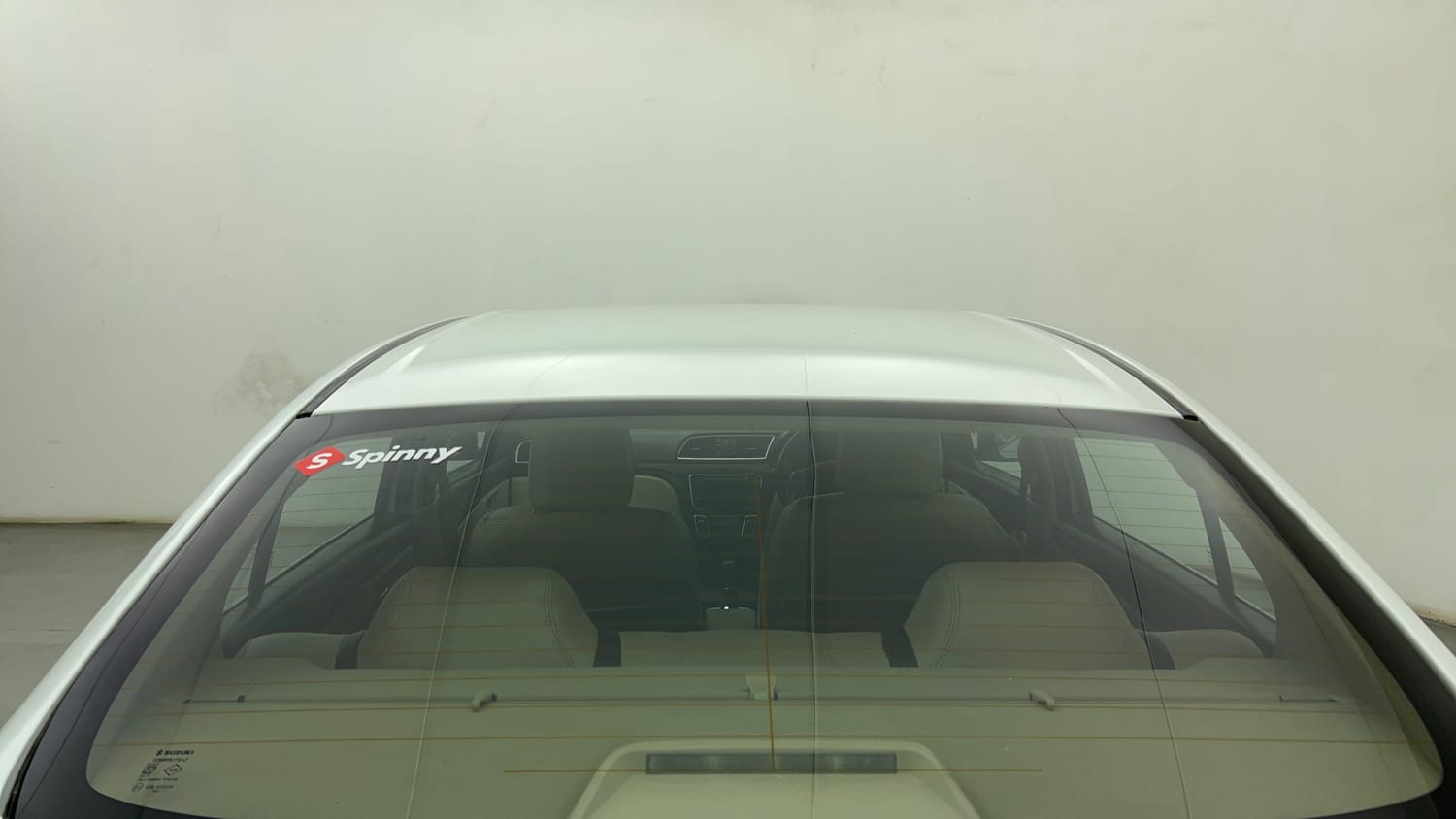 Used 2017 Maruti Suzuki Ciaz ZXi  AT Petrol Automatic exterior BACK WINDSHIELD VIEW