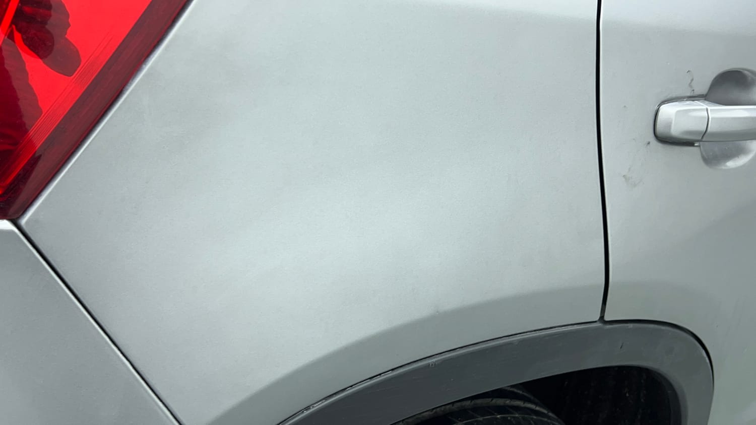 Used 2018 maruti-suzuki Vitara Brezza ZDi Plus AGS Diesel Automatic dents MINOR SCRATCH