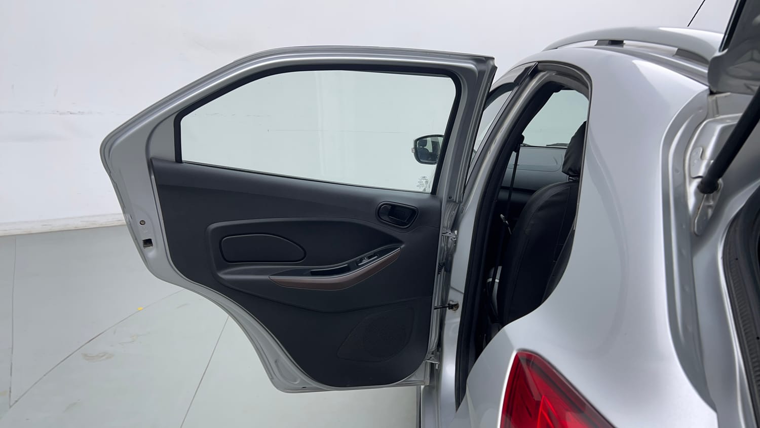 Used 2021 Ford Freestyle Titanium 1.2 Ti-VCT Petrol Manual interior LEFT REAR DOOR OPEN VIEW