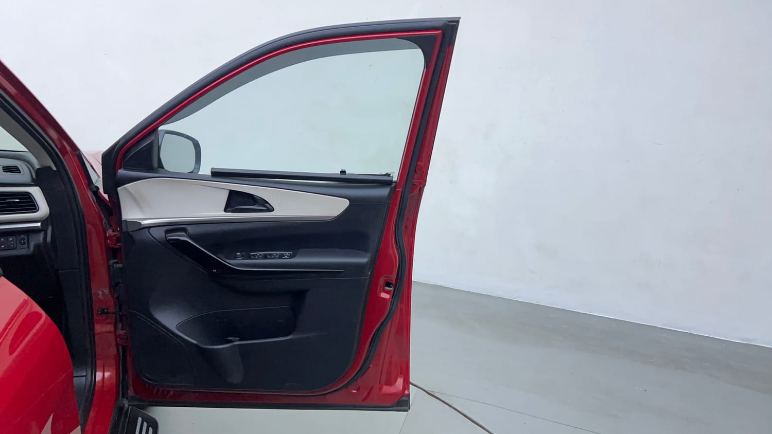 Used 2022 Mahindra XUV700 AX 5 Petrol AT 5 STR Petrol Automatic interior RIGHT FRONT DOOR OPEN VIEW