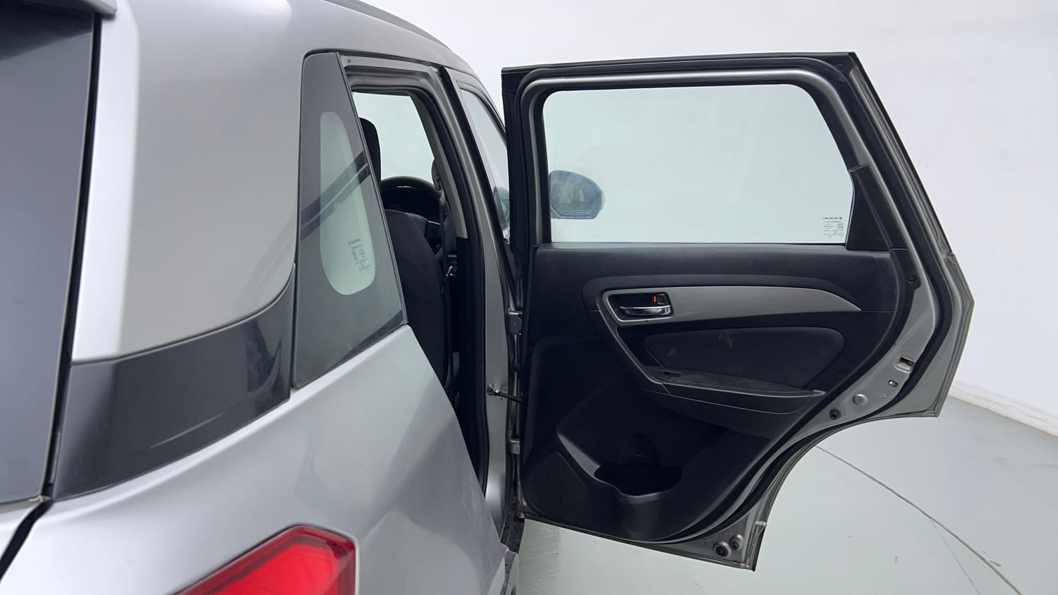 Used 2018 maruti-suzuki Vitara Brezza ZDi Plus AGS Diesel Automatic interior RIGHT REAR DOOR OPEN VIEW