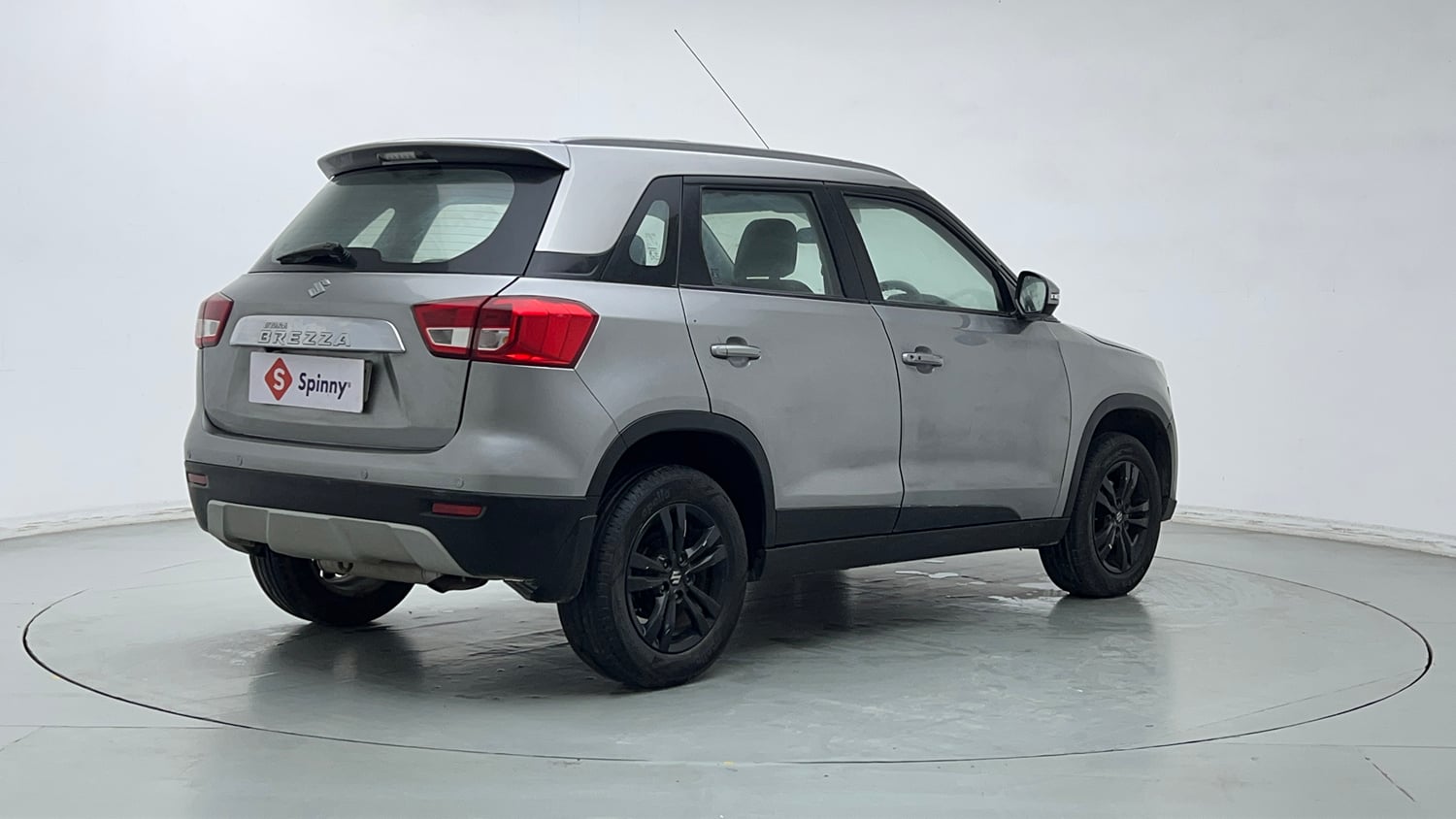 Used 2018 maruti-suzuki Vitara Brezza ZDi Plus AGS Diesel Automatic exterior RIGHT REAR CORNER VIEW