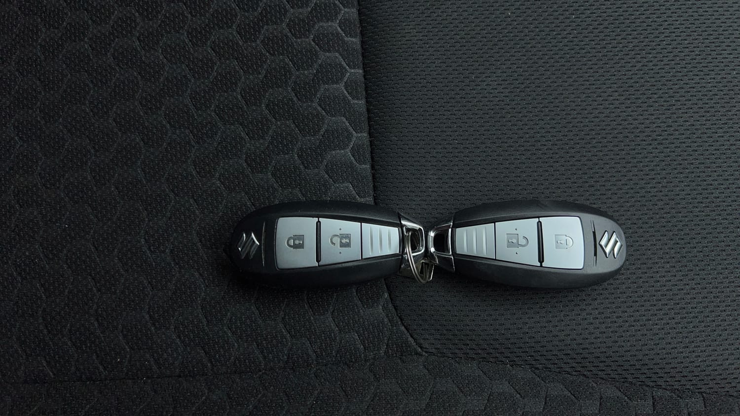 Used 2018 maruti-suzuki Vitara Brezza ZDi Plus AGS Diesel Automatic extra CAR KEY VIEW
