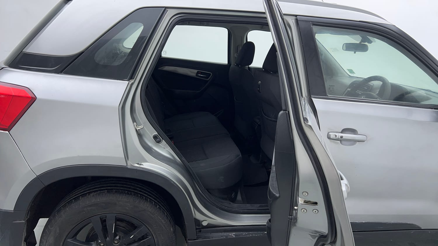 Used 2018 maruti-suzuki Vitara Brezza ZDi Plus AGS Diesel Automatic interior RIGHT SIDE REAR DOOR CABIN VIEW