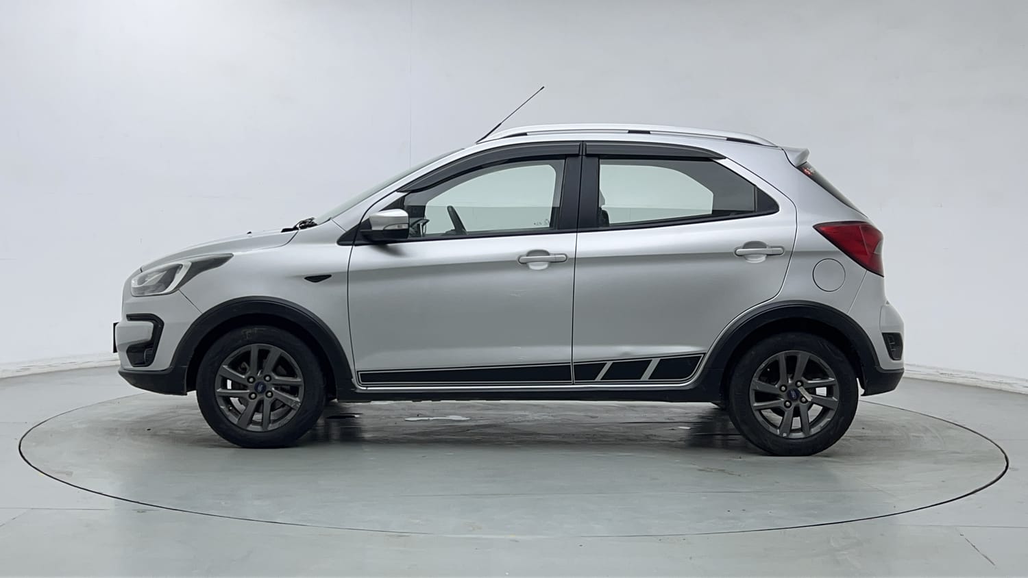 Used 2021 Ford Freestyle Titanium 1.2 Ti-VCT Petrol Manual exterior LEFT SIDE VIEW