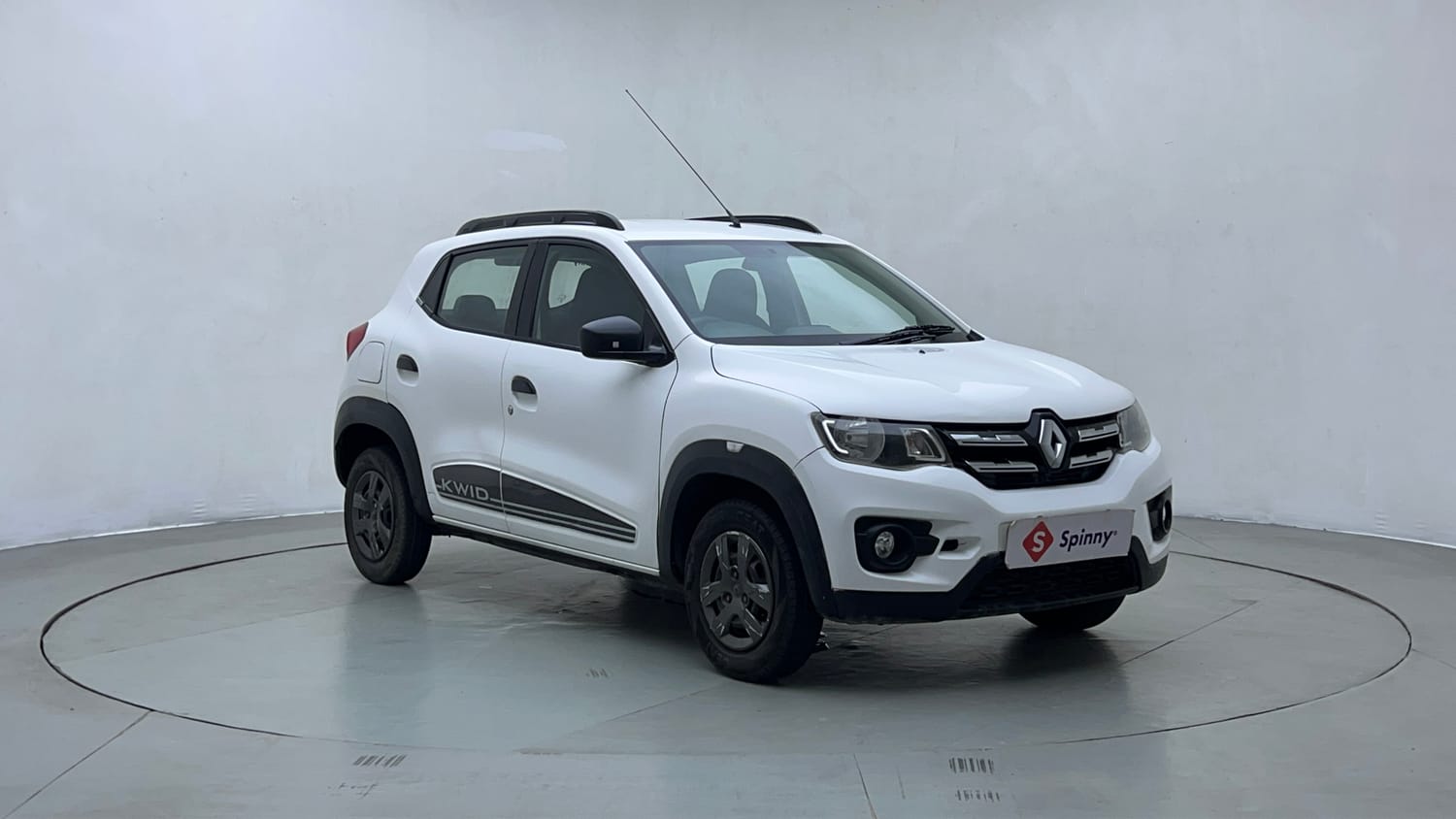 Used 2019 Renault Kwid 1.0 RXT AMT Opt Petrol Automatic exterior RIGHT FRONT CORNER VIEW