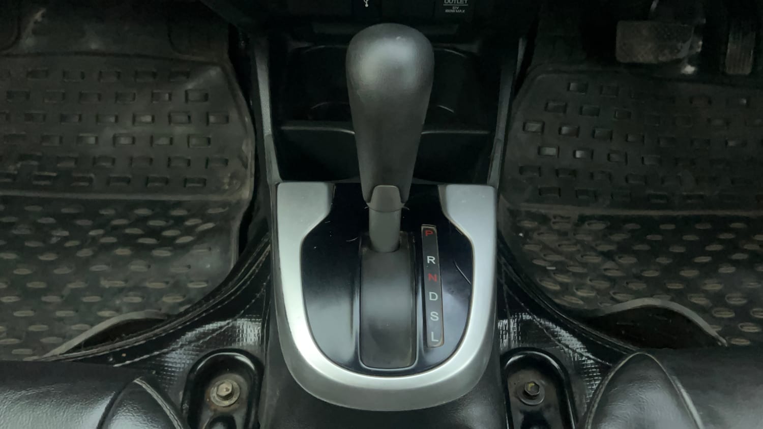 Used 2015 Honda Jazz S AT Petrol Automatic interior GEAR  KNOB VIEW