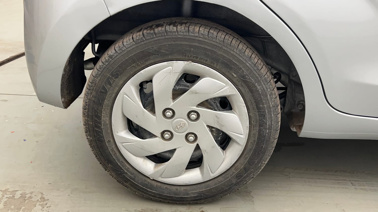 Used 2022 Hyundai Santro Sportz Petrol Manual tyres RIGHT REAR TYRE RIM VIEW