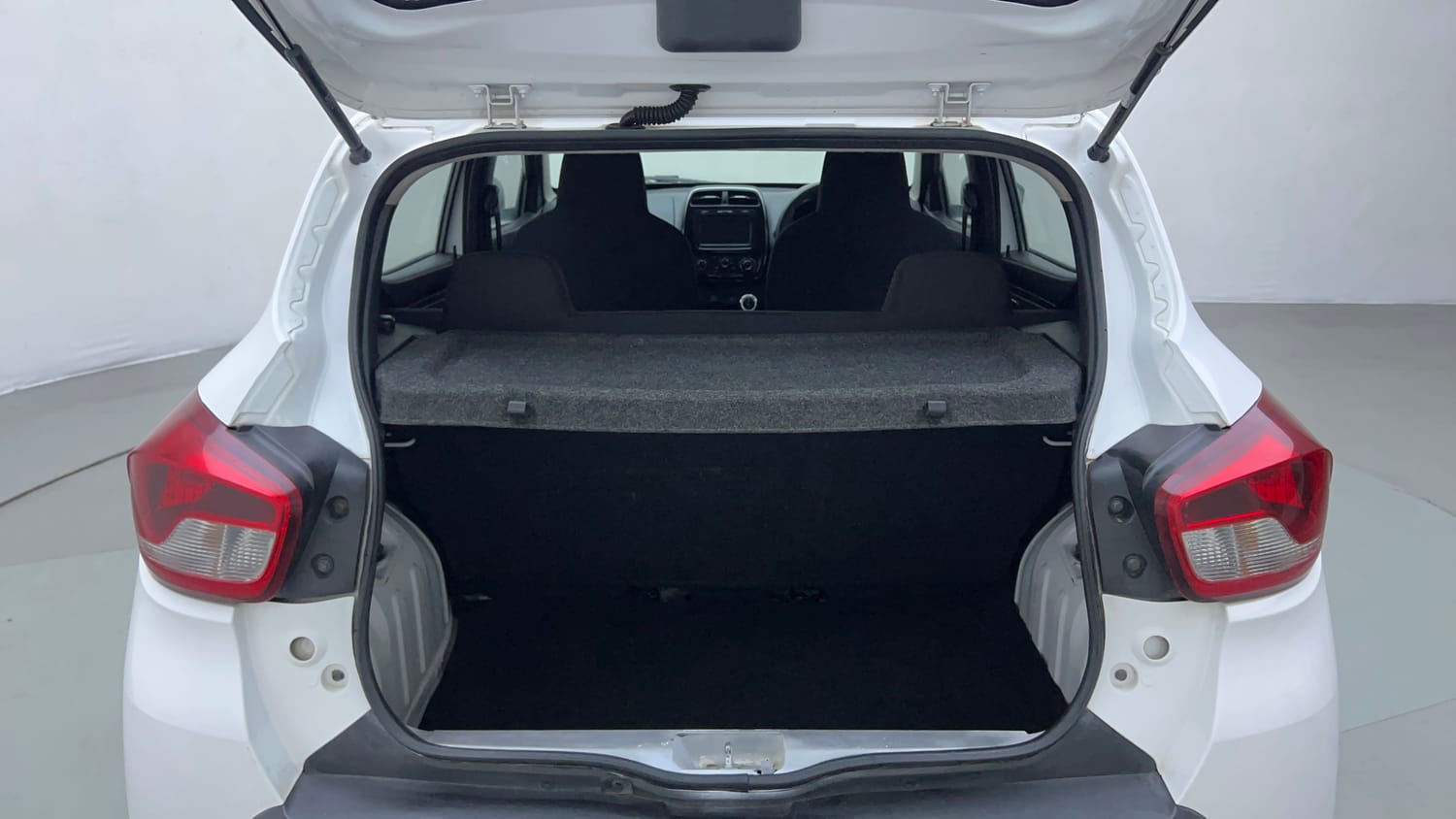 Used 2019 Renault Kwid 1.0 RXT AMT Opt Petrol Automatic interior DICKY INSIDE VIEW