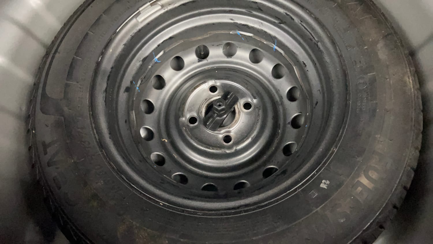 Used 2022 Hyundai Santro Sportz Petrol Manual tyres SPARE TYRE VIEW