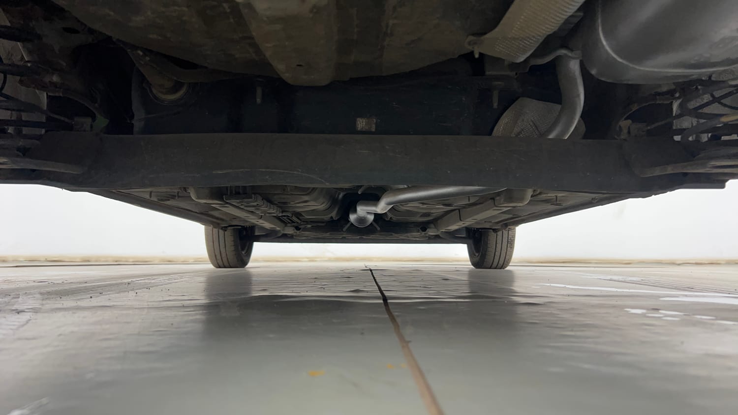 Used 2022 Hyundai Santro Sportz Petrol Manual extra REAR UNDERBODY VIEW (TAKEN FROM REAR)