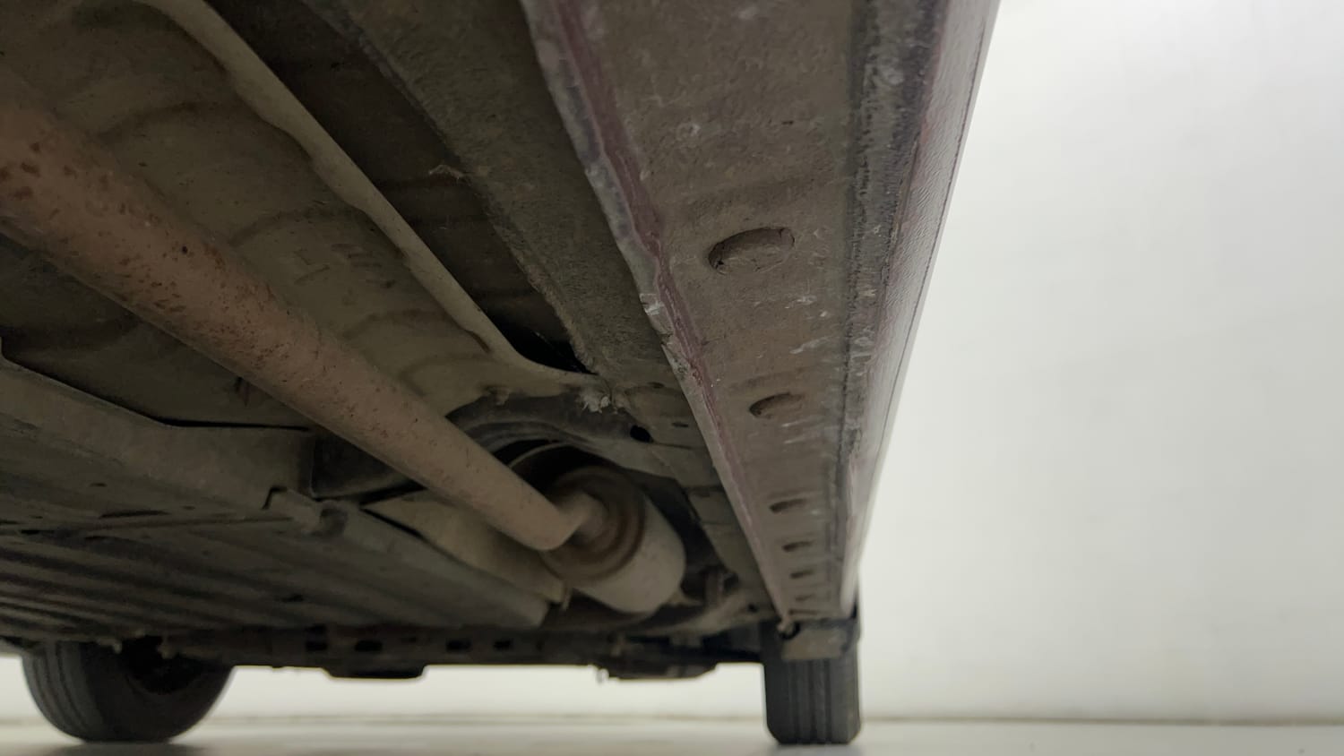 Used 2015 Honda Jazz S AT Petrol Automatic extra REAR RIGHT UNDERBODY VIEW
