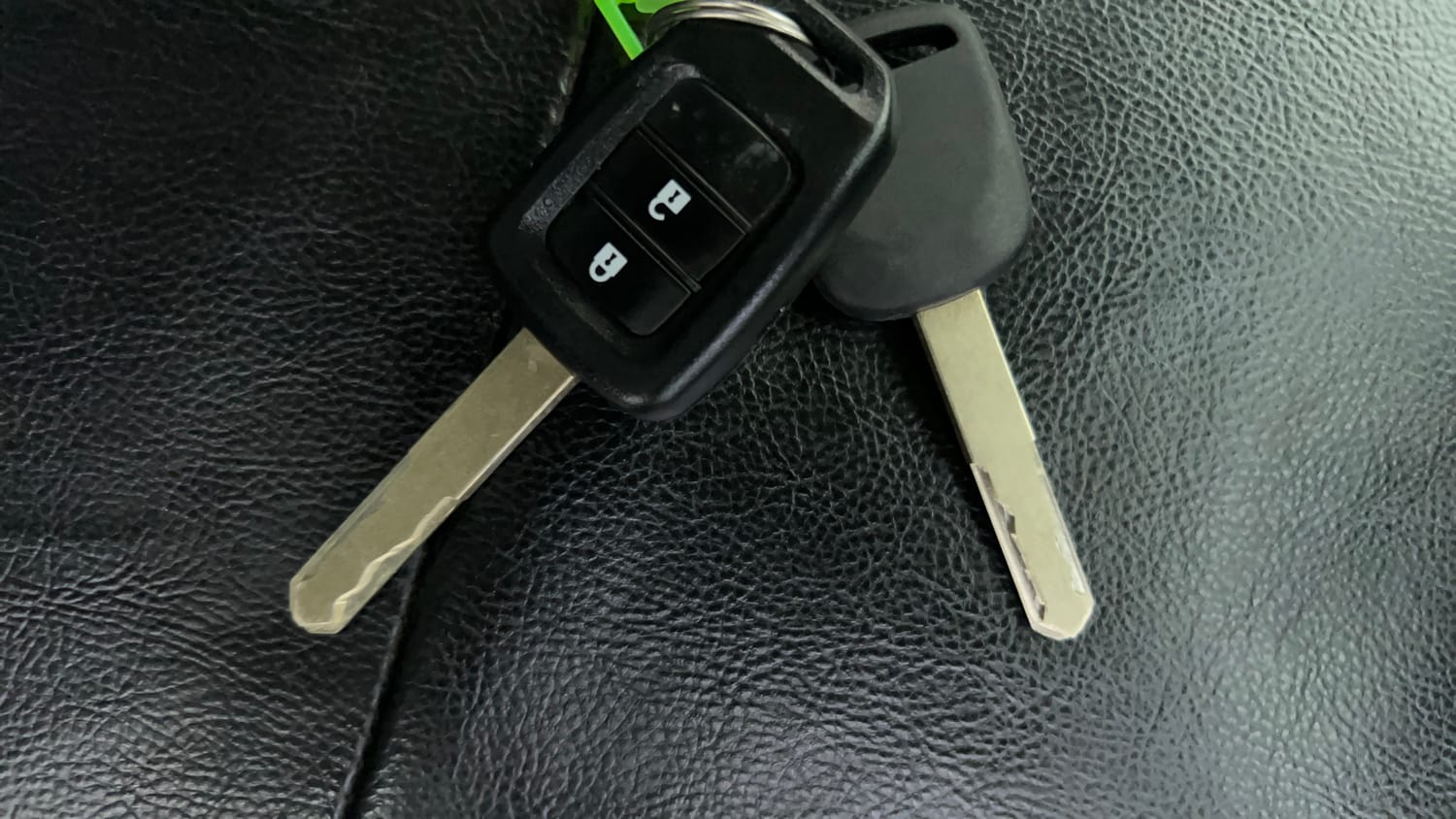 Used 2015 Honda Jazz S AT Petrol Automatic extra CAR KEY VIEW