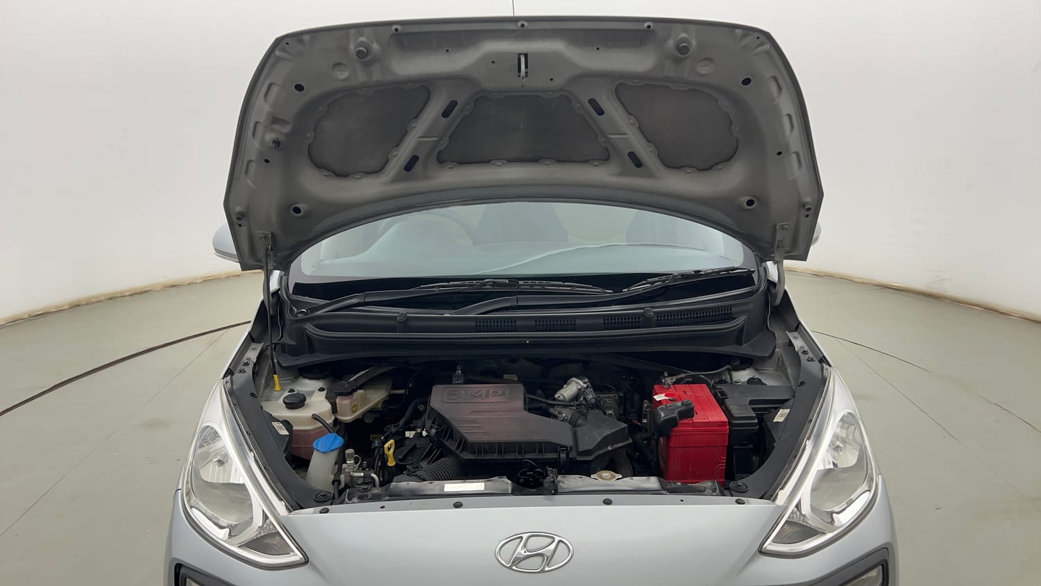 Used 2022 Hyundai Santro Sportz Petrol Manual engine ENGINE & BONNET OPEN FRONT VIEW