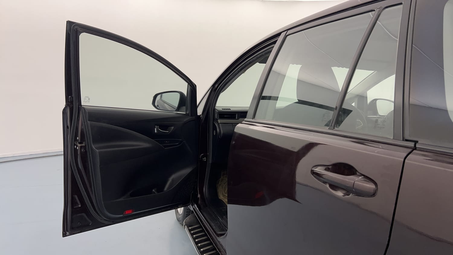 Used 2017 Toyota Innova Crysta 2.4 GX 7 STR Diesel Manual interior LEFT FRONT DOOR OPEN VIEW