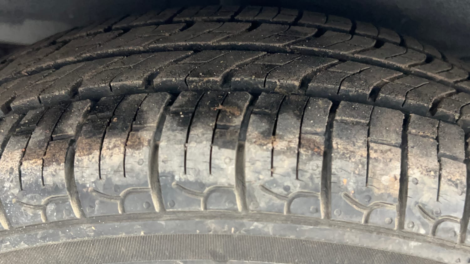 Used 2022 Hyundai Santro Sportz Petrol Manual tyres RIGHT REAR TYRE TREAD VIEW