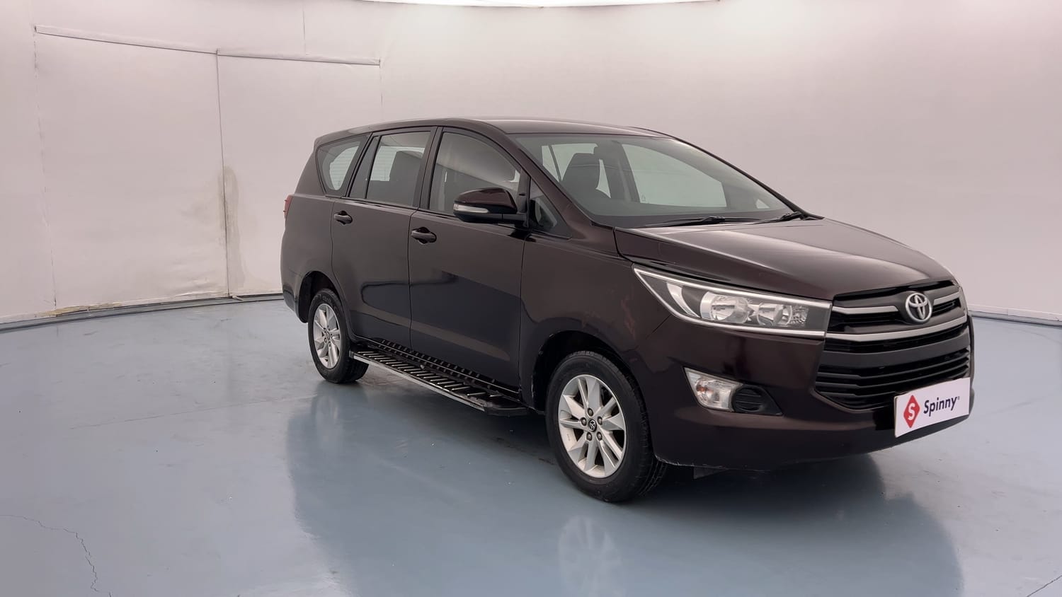 Used 2017 Toyota Innova Crysta 2.4 GX 7 STR Diesel Manual exterior RIGHT FRONT CORNER VIEW