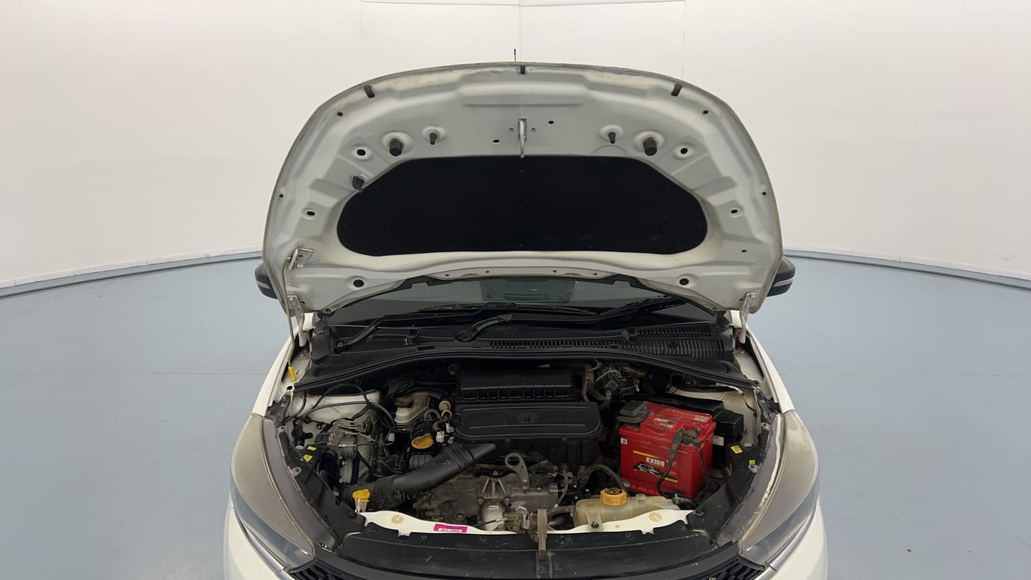Used 2020 Tata Tiago XZ Plus Dual Tone Petrol Manual engine ENGINE & BONNET OPEN FRONT VIEW