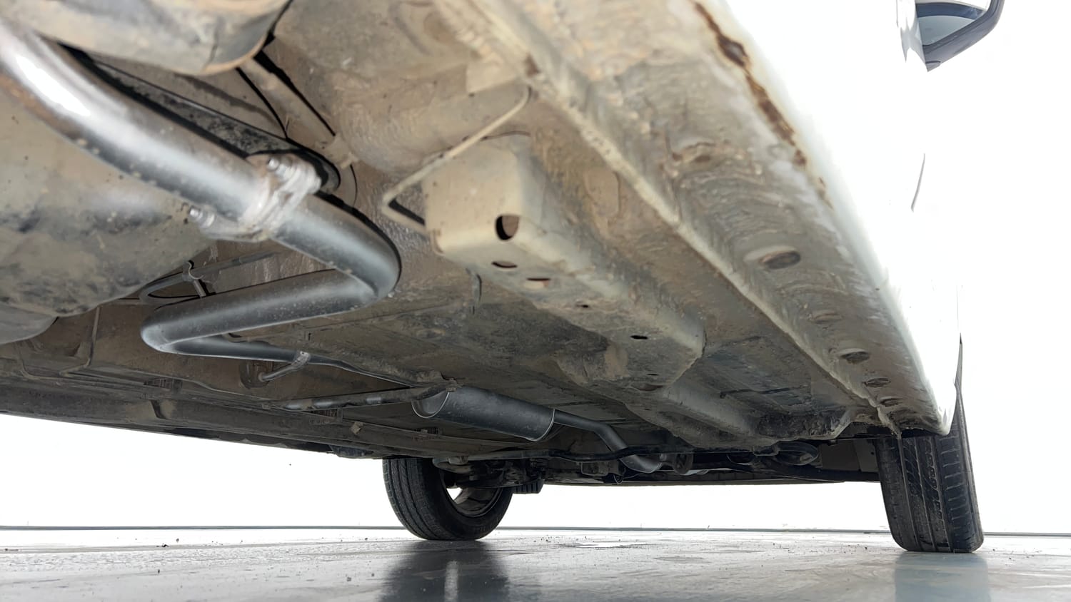 Used 2020 Tata Tiago XZ Plus Dual Tone Petrol Manual extra REAR RIGHT UNDERBODY VIEW