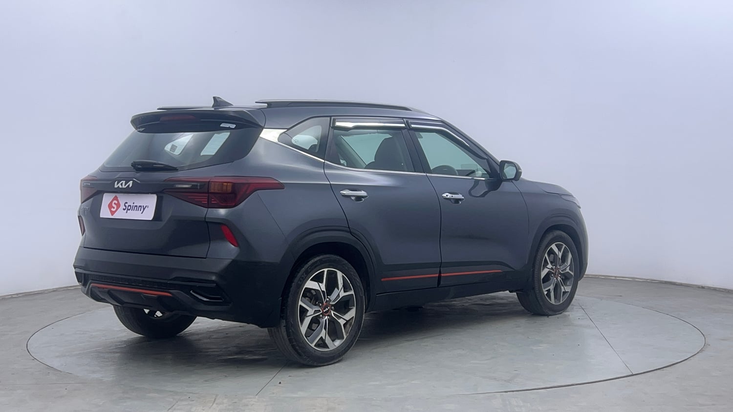 Used 2022 Kia Seltos X Line 1.5 Diesel AT Diesel Automatic exterior RIGHT REAR CORNER VIEW