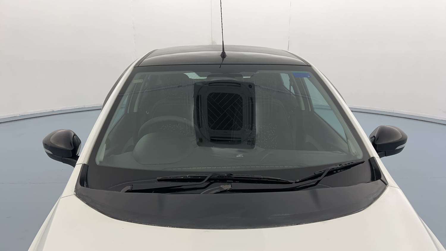 Used 2020 Tata Tiago XZ Plus Dual Tone Petrol Manual exterior FRONT WINDSHIELD VIEW