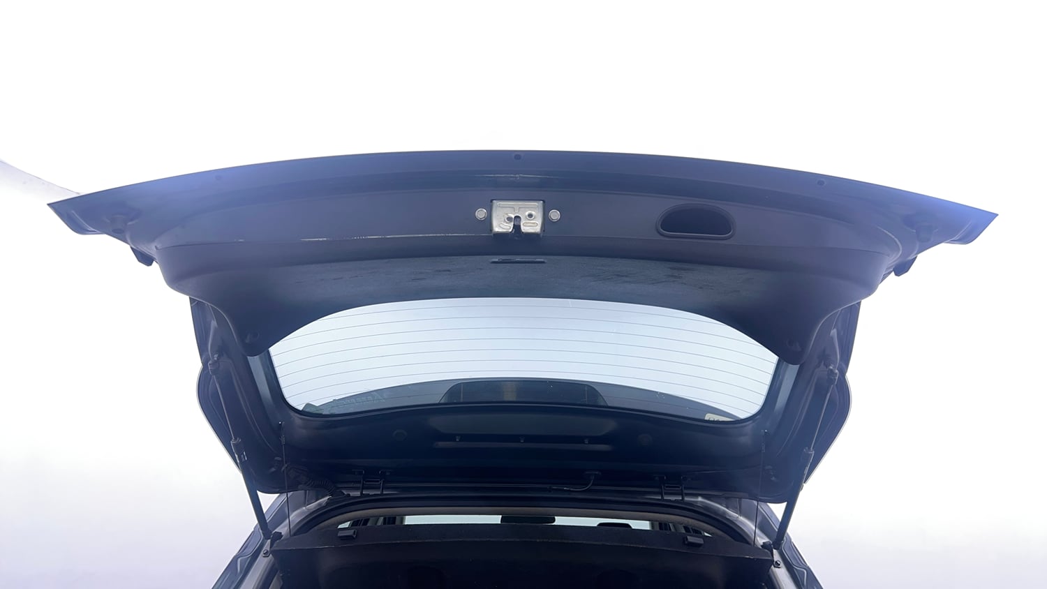 Used 2022 Kia Seltos X Line 1.5 Diesel AT Diesel Automatic interior DICKY DOOR OPEN VIEW