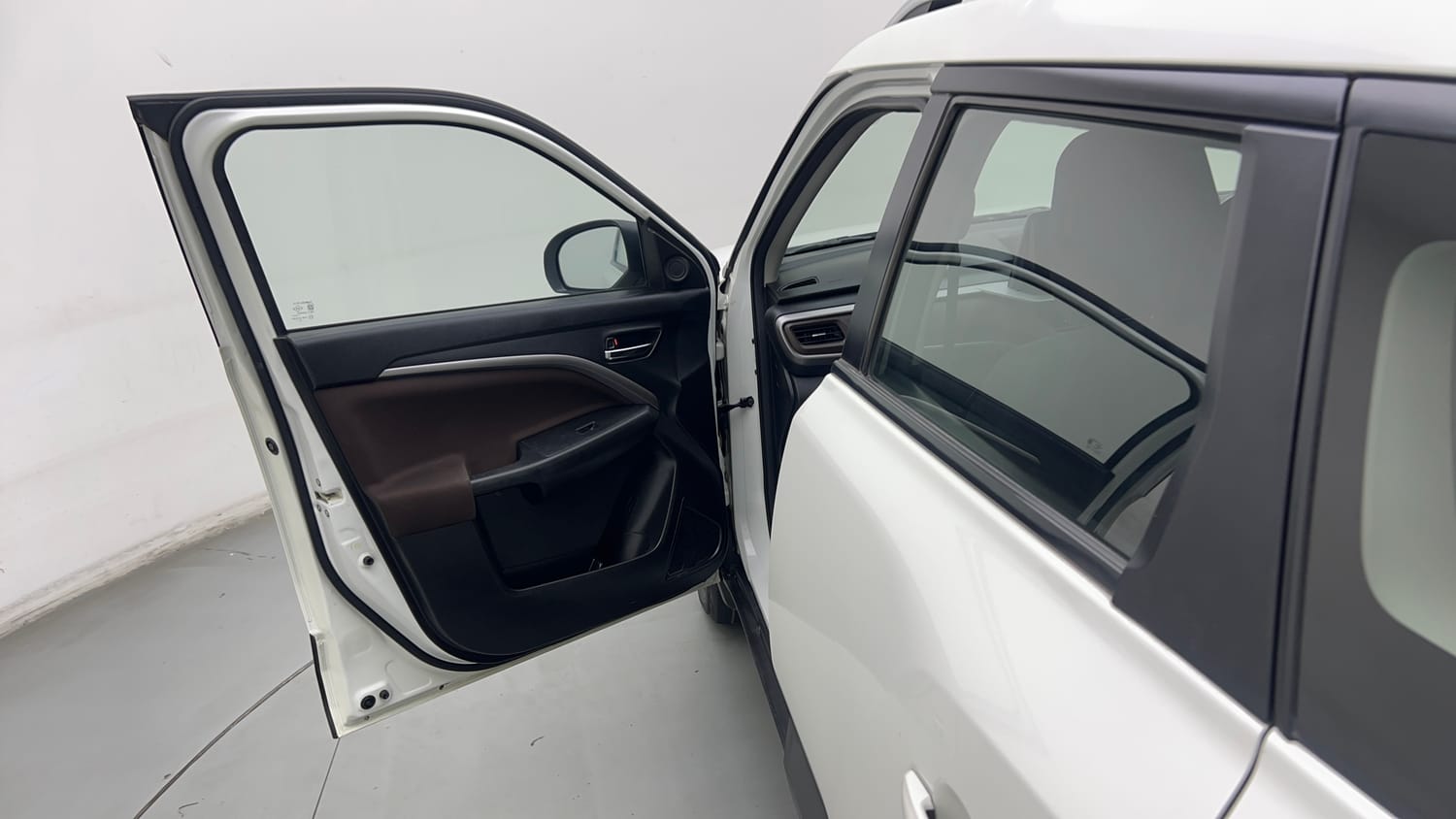 Used 2022 Maruti Suzuki Brezza ZXi Plus AT Petrol Automatic interior LEFT FRONT DOOR OPEN VIEW