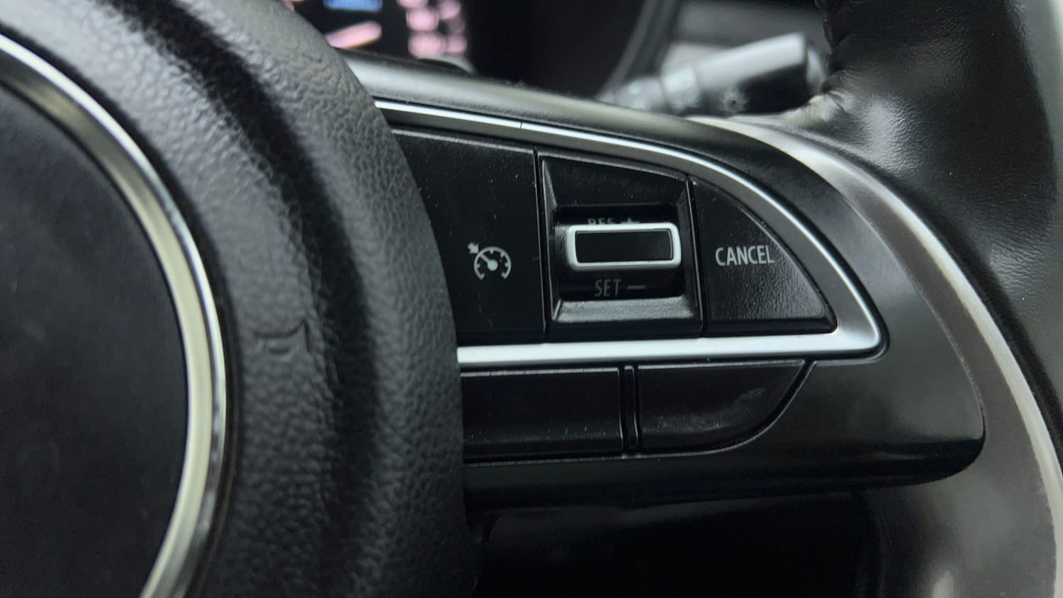 Used 2022 Maruti Suzuki Brezza ZXi Plus AT Petrol Automatic top_features Cruise control