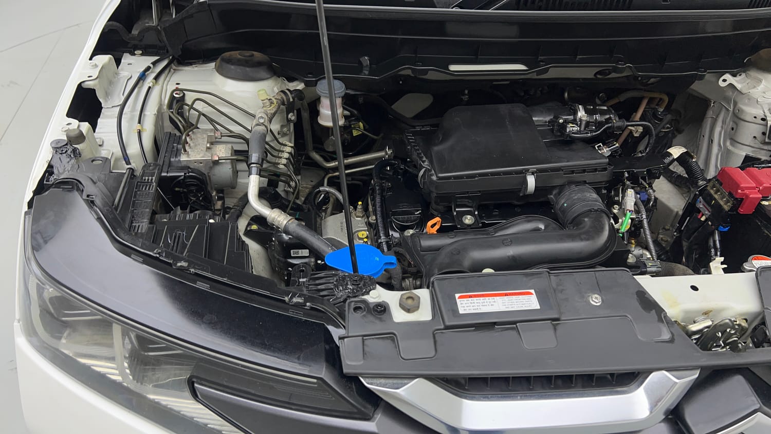Used 2022 Maruti Suzuki Brezza ZXi Plus AT Petrol Automatic engine ENGINE RIGHT SIDE VIEW