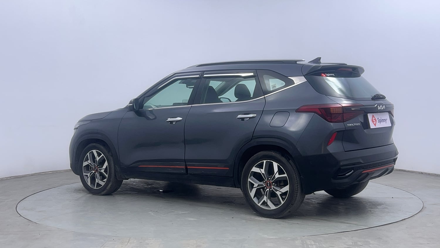 Used 2022 Kia Seltos X Line 1.5 Diesel AT Diesel Automatic exterior LEFT REAR CORNER VIEW