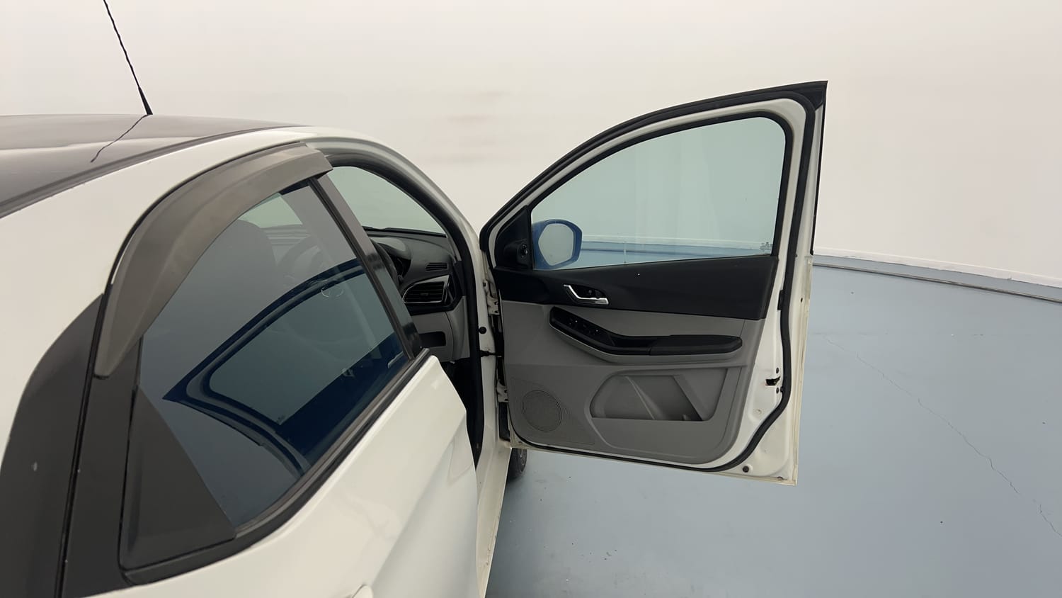 Used 2020 Tata Tiago XZ Plus Dual Tone Petrol Manual interior RIGHT FRONT DOOR OPEN VIEW
