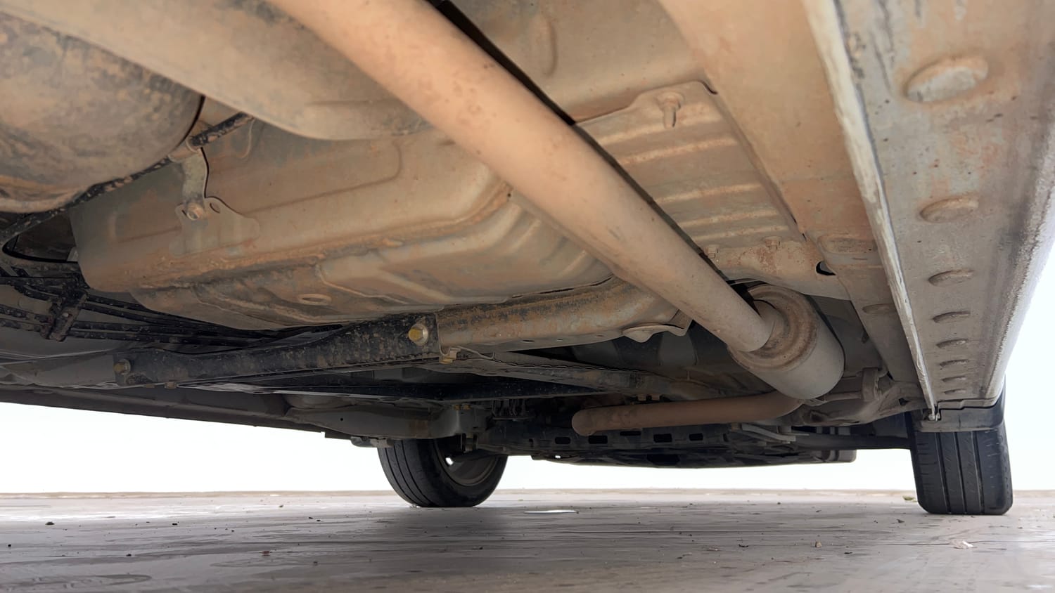 Used 2023 Honda City ZX Petrol MT Petrol Manual extra REAR RIGHT UNDERBODY VIEW