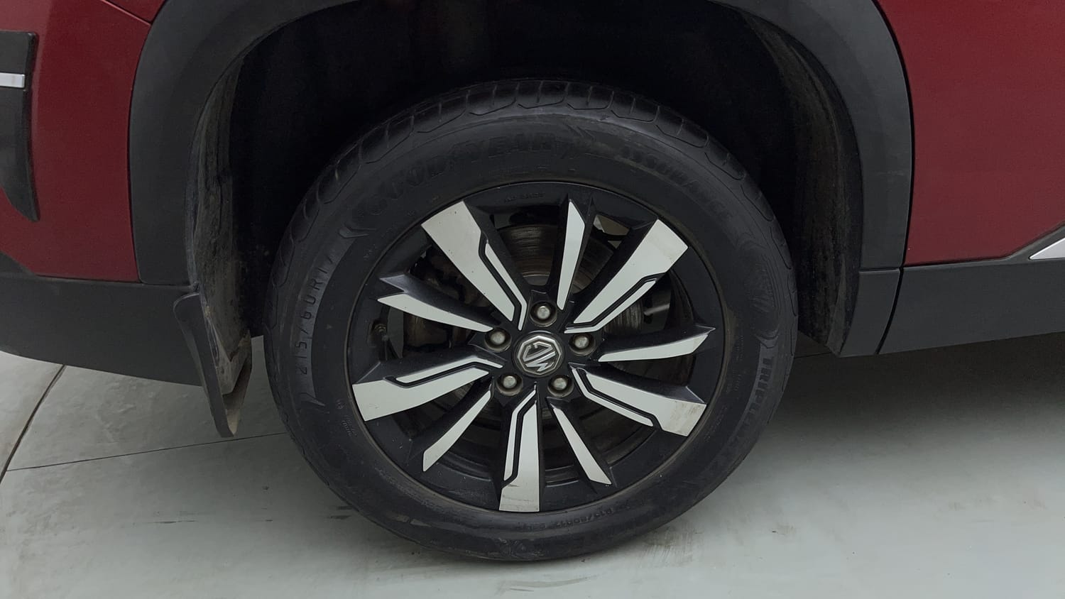 Used 2020 MG Motors Hector Sharp 1.5 DCT Petrol Petrol Automatic tyres RIGHT REAR TYRE RIM VIEW
