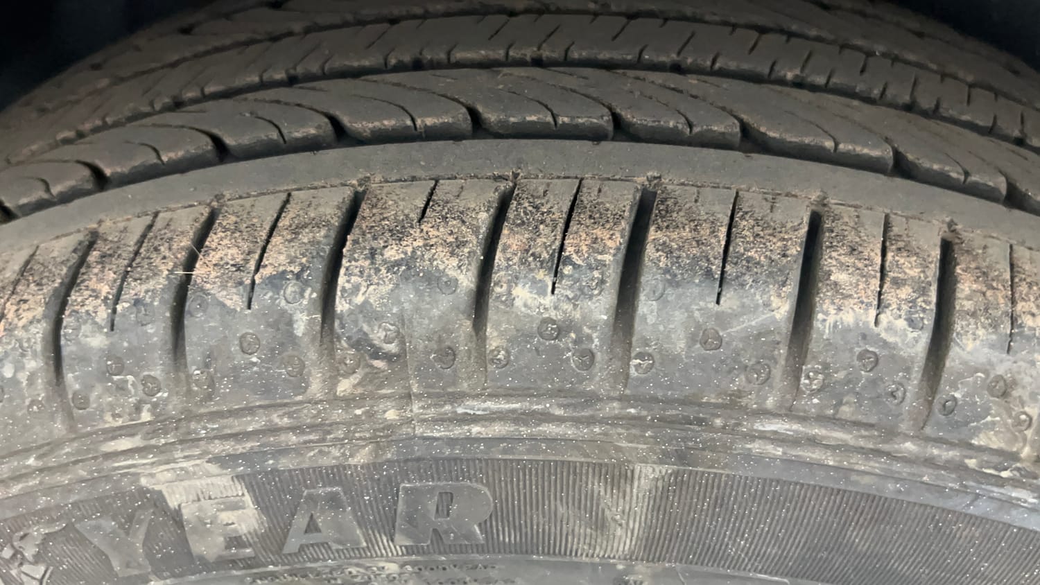 Used 2019 Volkswagen Polo Highline Plus 1.5 (D) 16 Alloy Diesel Manual tyres RIGHT REAR TYRE TREAD VIEW