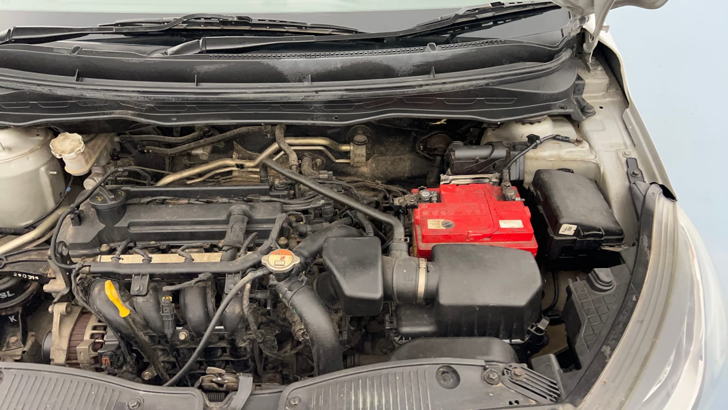 Used 2014 Hyundai i20 Sportz 1.2 Petrol Manual engine ENGINE LEFT SIDE VIEW