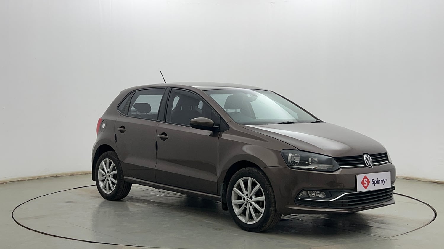 Used 2019 Volkswagen Polo Highline Plus 1.5 (D) 16 Alloy Diesel Manual exterior RIGHT FRONT CORNER VIEW
