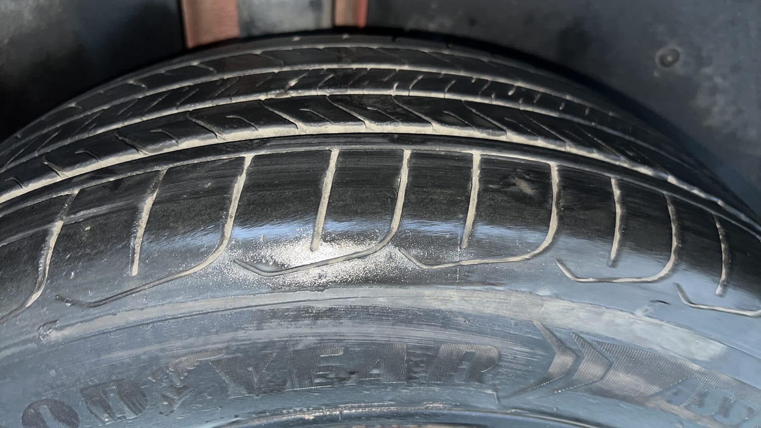 Used 2020 MG Motors Hector Sharp 1.5 DCT Petrol Petrol Automatic tyres RIGHT REAR TYRE TREAD VIEW