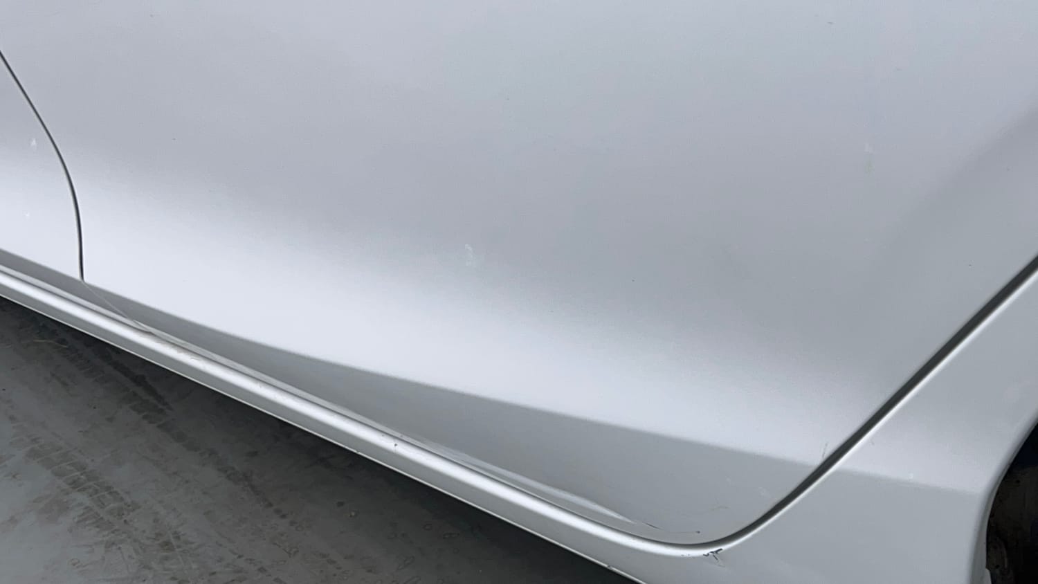 Used 2023 Honda City ZX Petrol MT Petrol Manual dents MINOR DENT