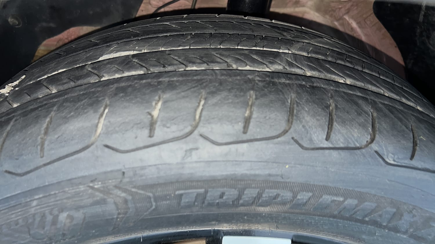 Used 2020 MG Motors Hector Sharp 1.5 DCT Petrol Petrol Automatic tyres LEFT FRONT TYRE TREAD VIEW