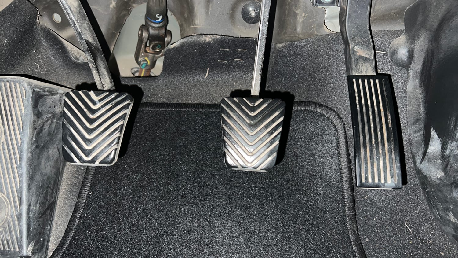 Used 2014 Hyundai i20 Sportz 1.2 Petrol Manual interior PEDALS VIEW